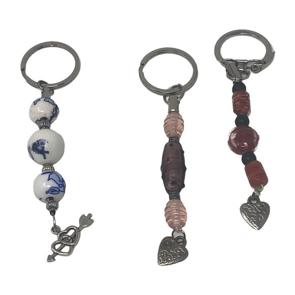 Handmade‎ Keychains Lot of 3 Jewelry Beaded Love Hearts Romance Gift - Picture 1 of 5